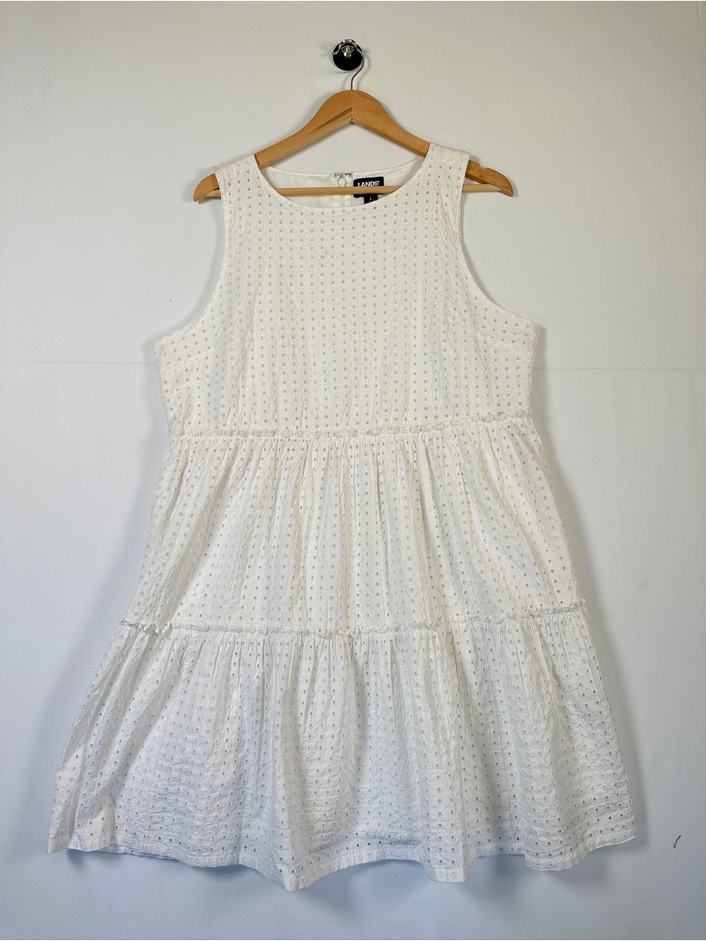 Lands' End Sleeveless White Eyelet Tiered Dress, L